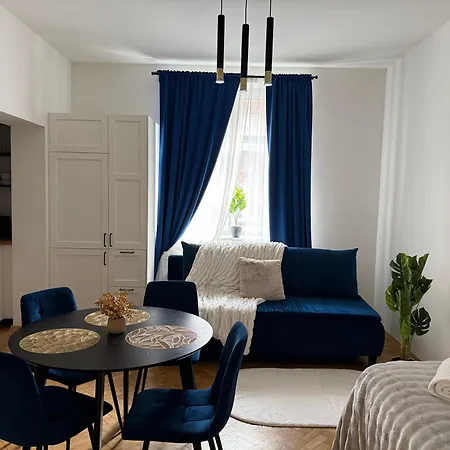 Kobiela Ktw Center Κατοβίτσε