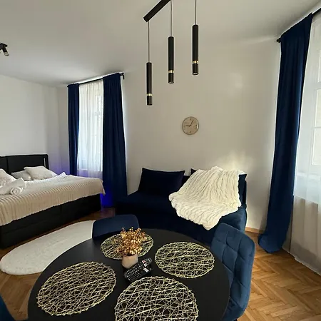 Kobiela Ktw Center Κατοβίτσε